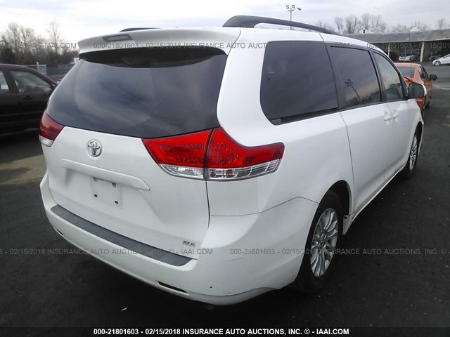 5TDYK3DC4BS070457 - 2011 TOYOTA SIENNA XLE/LIMITED WHITE photo 4