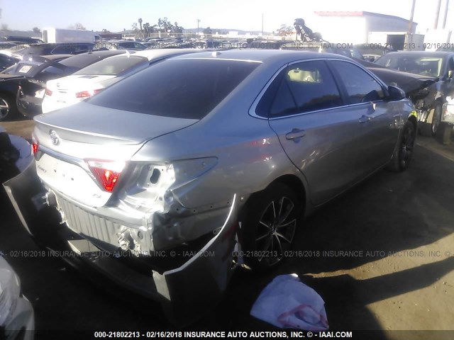 4T1BF1FK0GU247457 - 2016 TOYOTA CAMRY LE/XLE/SE/XSE SILVER photo 4