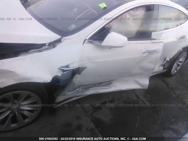 5YJSA1E24HF229915 - 2017 TESLA MODEL S WHITE photo 6