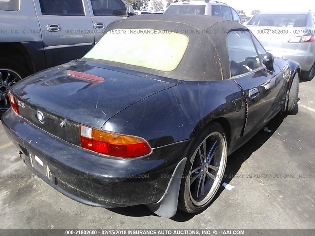 4USCH7323TLB65651 - 1996 BMW Z3 1.9 BLACK photo 4