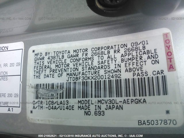 JTDBF30KX20012492 - 2002 TOYOTA CAMRY LE/XLE/SE ვერცხლისფერი ფოტო 9