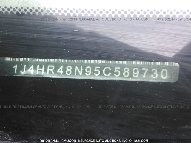 1J4HR48N95C589730 - 2005 JEEP GRAND CHEROKEE LAREDO/COLUMBIA/FREEDOM 棕色 照片 9