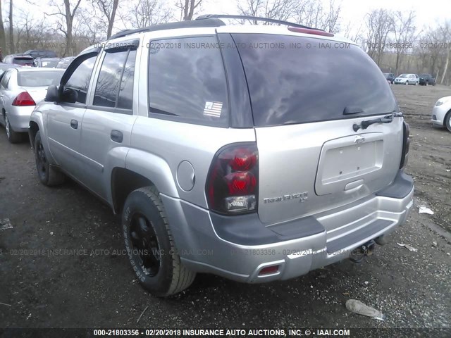 1GNDT13S862142743 - 2006 CHEVROLET TRAILBLAZER LS/LT SILVER photo 3