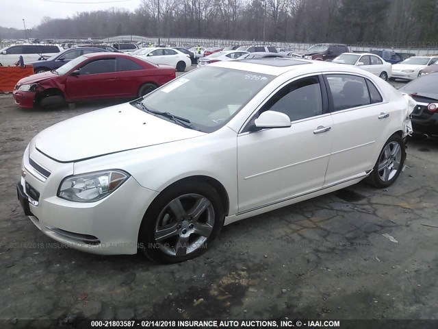 1G1ZC5E09CF318987 - 2012 CHEVROLET MALIBU 1LT 白色 照片 2