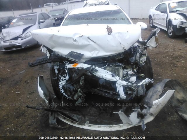 4T1BF1FK5GU137570 - 2016 TOYOTA CAMRY LE/XLE/SE/XSE WHITE photo 6