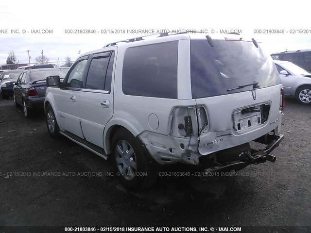 5LMFU28516LJ29911 - 2006 LINCOLN NAVIGATOR WHITE photo 3