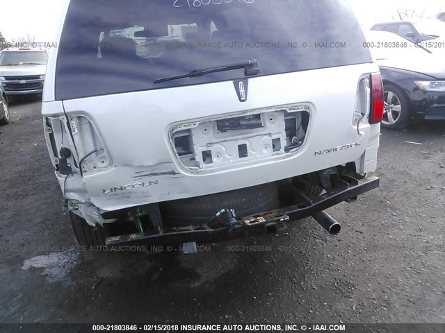 5LMFU28516LJ29911 - 2006 LINCOLN NAVIGATOR WHITE photo 6