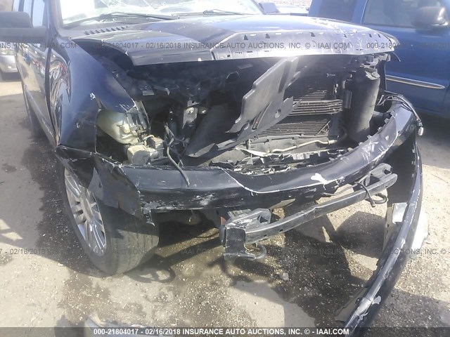 5LMJJ2H56AEJ07905 - 2010 LINCOLN NAVIGATOR 黑色 照片 6