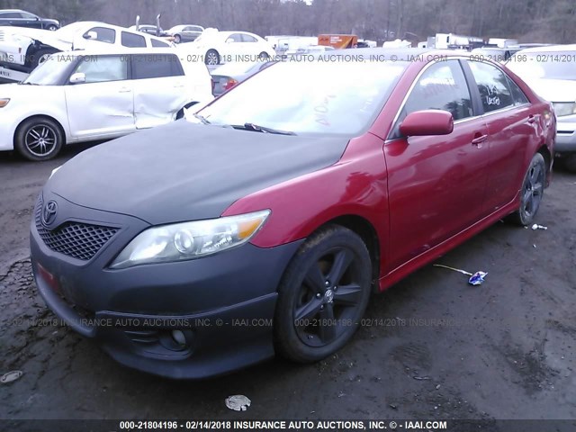 4T1BF3EK1AU098822 - 2010 TOYOTA CAMRY SE/LE/XLE RED photo 2