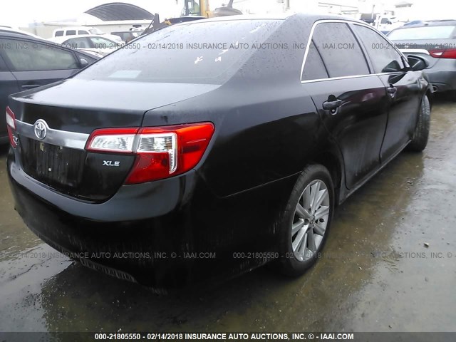 4T4BF1FKXCR230083 - 2012 TOYOTA CAMRY SE/LE/XLE BLACK photo 4