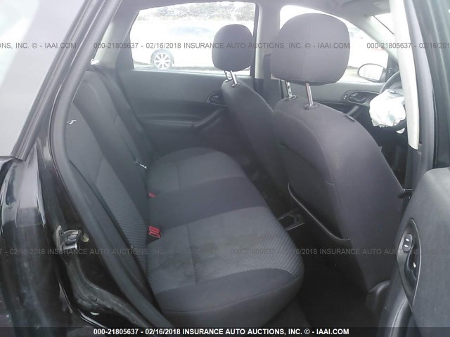 1FAHP37N97W323459 - 2007 FORD FOCUS ZX5/S/SE/SES BLACK photo 8