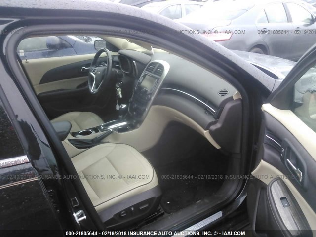 1G11F5SL9FF324361 - 2015 CHEVROLET MALIBU LTZ 黑色 照片 5
