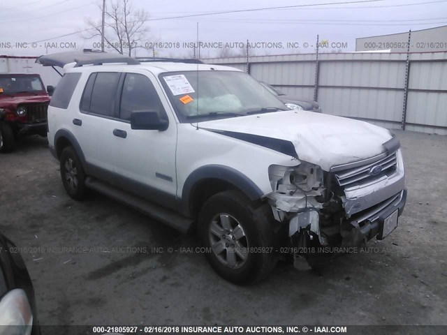 1FMEU73E56UA89930 - 2006 FORD EXPLORER XLT WHITE photo 1