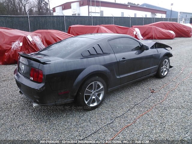 1ZVHT82H985118409 - 2008 FORD MUSTANG GT GRAY photo 4
