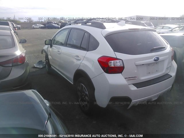 JF2GPALC9GH311770 - 2016 SUBARU CROSSTREK LIMITED WHITE photo 3