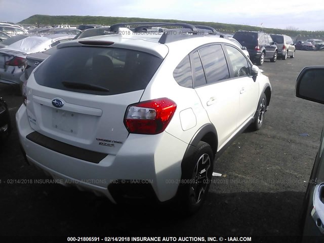 JF2GPALC9GH311770 - 2016 SUBARU CROSSTREK LIMITED WHITE photo 4