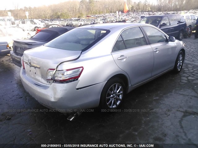 4T1BB3EK4BU140073 - 2011 TOYOTA CAMRY HYBRID SILVER photo 4