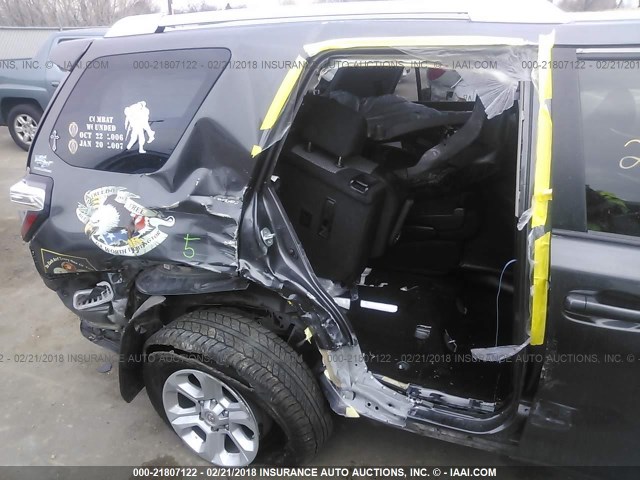 JTEBU5JR3H5406825 - 2017 TOYOTA 4RUNNER SR5 PREM/LTDL/TRAIL/TRD 灰色 照片 6