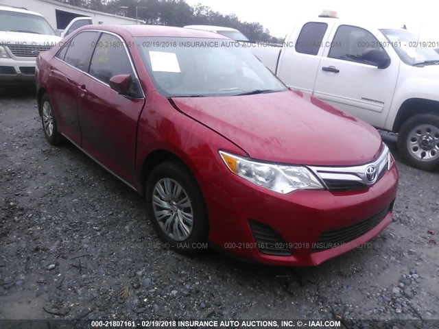 4T1BF1FK3CU538318 - 2012 TOYOTA CAMRY SE/LE/XLE RED photo 1