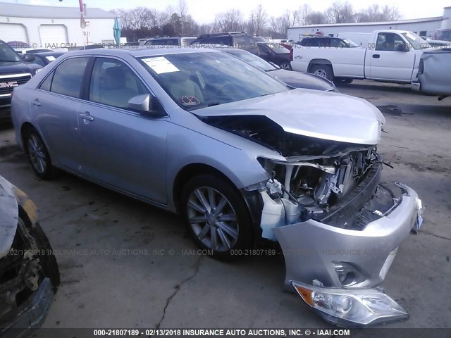 4T4BF1FK1CR214550 - 2012 TOYOTA CAMRY SE/LE/XLE SILVER photo 1