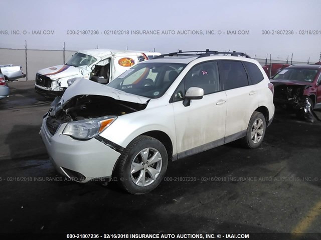 JF2SJAEC2EH476405 - 2014 SUBARU FORESTER 2.5I PREMIUM WHITE photo 2