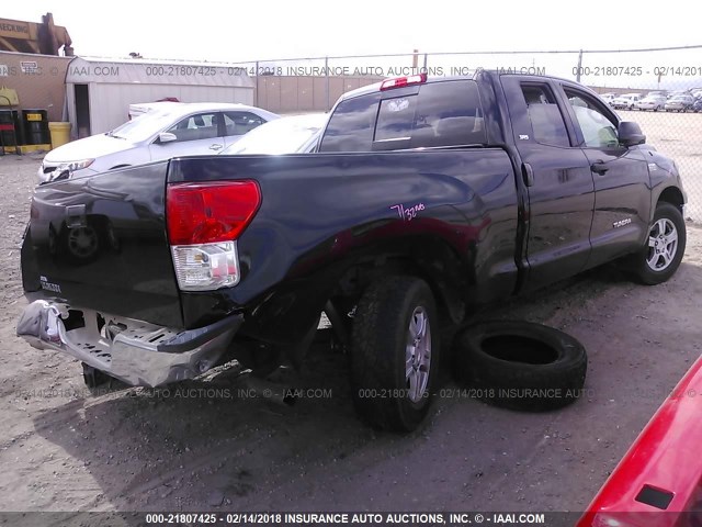 5TFRY5F15AX093099 - 2010 TOYOTA TUNDRA DOUBLE CAB SR5 BLACK photo 4