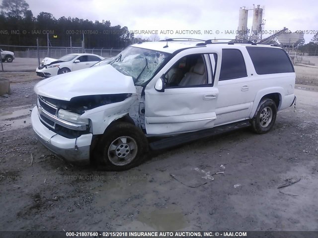 3GNEC16ZX3G316313 - 2003 CHEVROLET SUBURBAN C1500 WHITE photo 2