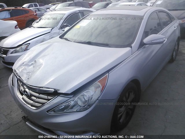 5NPEC4AC0BH133280 - 2011 HYUNDAI SONATA SE/LIMITED SILVER photo 2