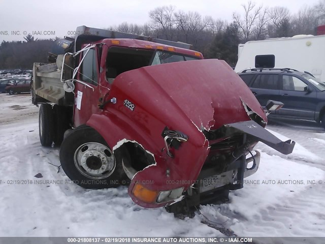 1HTSCABM8VH459939 - 1997 INTERNATIONAL 4700 4700 RED photo 1