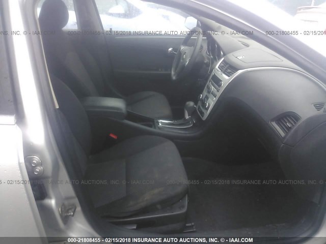 1G1ZC5EU1CF126594 - 2012 CHEVROLET MALIBU 1LT 银色 照片 5