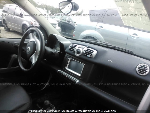 WMEEJ3BA0FK809863 - 2015 SMART FORTWO PURE/PASSION WHITE photo 5