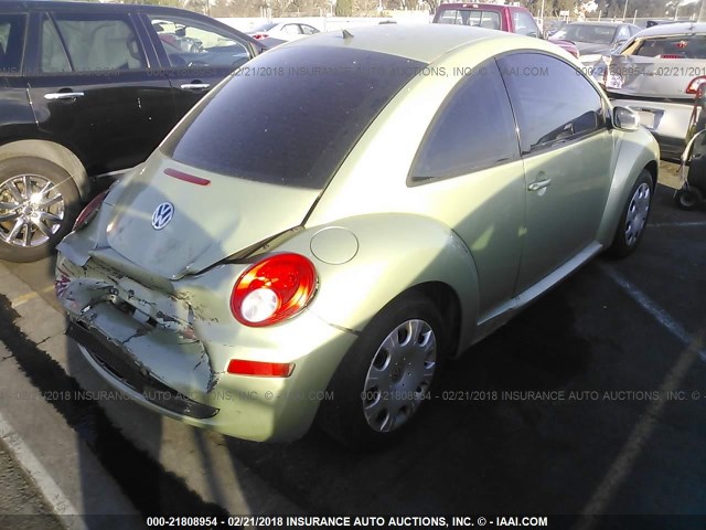 3VWPG3AG5AM005889 - 2010 VOLKSWAGEN NEW BEETLE 绿色 照片 4