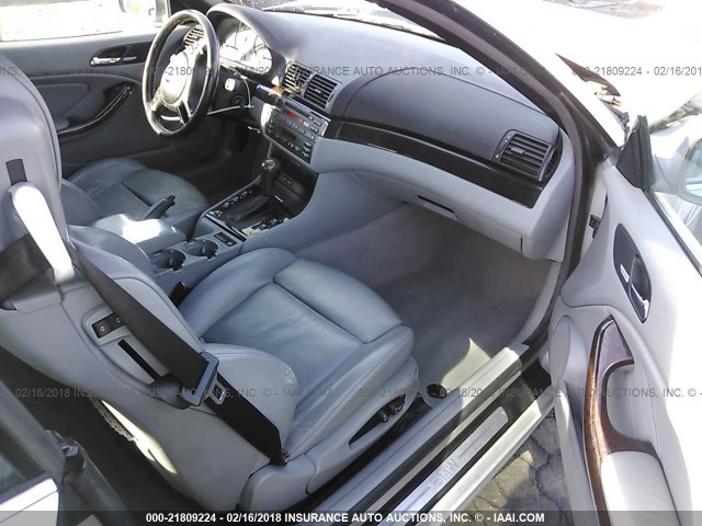 WBABS33421JY54709 - 2001 BMW 325 CI GRAY photo 5