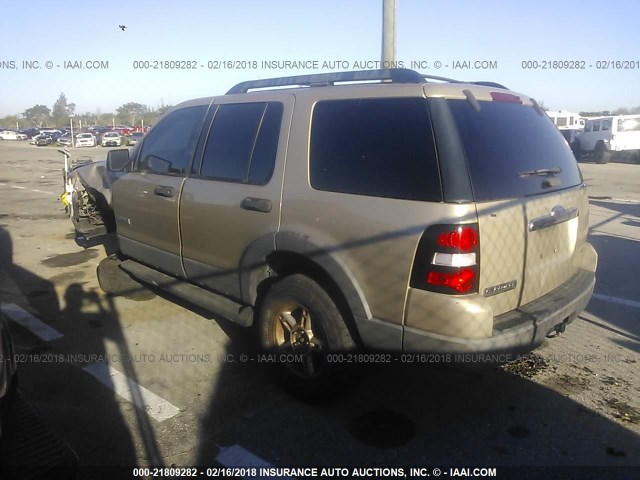 1FMEU63E26UB21596 - 2006 FORD EXPLORER XLT BEIGE photo 3