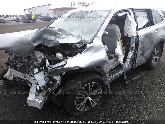 5TDZZRFH5HS232293 - 2017 TOYOTA HIGHLANDER LE/LE PLUS SILVER photo 6