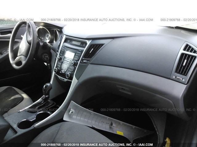 5NPEB4ACXDH565932 - 2013 HYUNDAI SONATA GLS GRAY photo 5