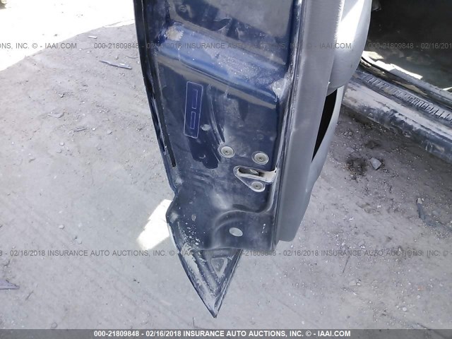 1J4GL38K75W553546 - 2005 JEEP LIBERTY RENEGADE BLUE photo 9