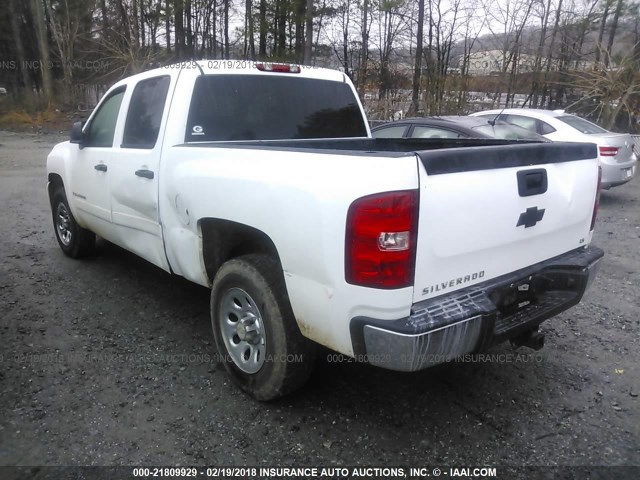 2GCEC13CX81133485 - 2008 CHEVROLET SILVERADO C1500 WHITE photo 3