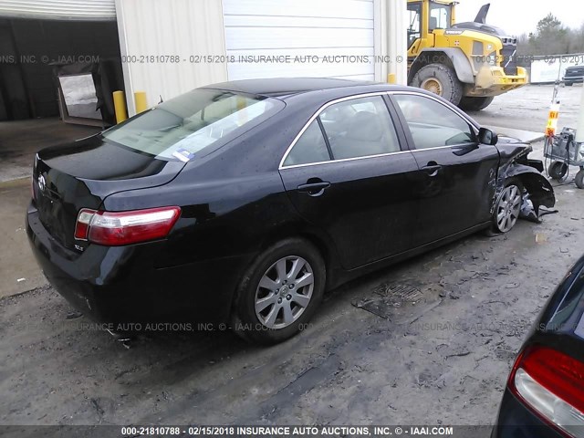 4T1BK46K58U570773 - 2008 TOYOTA CAMRY LE/XLE/SE BLACK photo 4