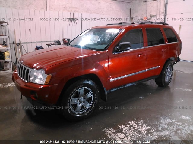 1J4HR58235C672310 - 2005 JEEP GRAND CHEROKEE LIMITED RED photo 2