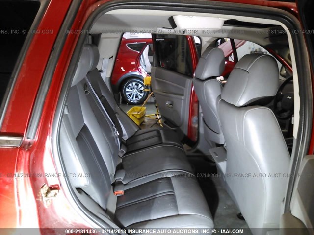 1J4HR58235C672310 - 2005 JEEP GRAND CHEROKEE LIMITED RED photo 8