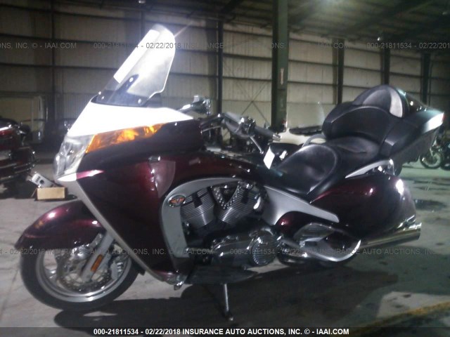 5VPSD36D583007529 - 2008 VICTORY MOTORCYCLES VISION DELUXE BURGUNDY photo 2