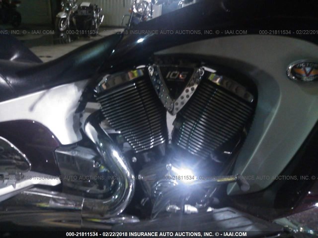 5VPSD36D583007529 - 2008 VICTORY MOTORCYCLES VISION DELUXE BURGUNDY photo 8