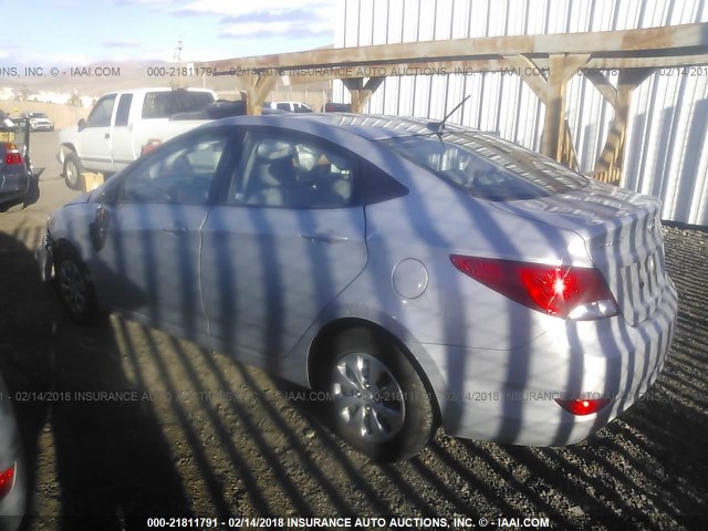 KMHCT4AE2GU037538 - 2016 HYUNDAI ACCENT SE SILVER photo 3