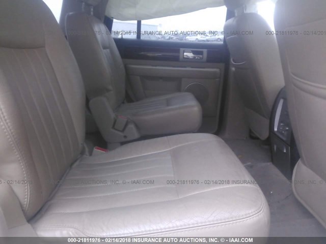 5LMFU285X5LJ06271 - 2005 LINCOLN NAVIGATOR 红色 照片 8