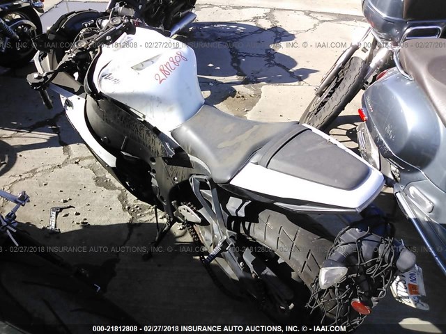 JKAZXCK14EA009807 - 2014 KAWASAKI ZX1000 K WHITE photo 3