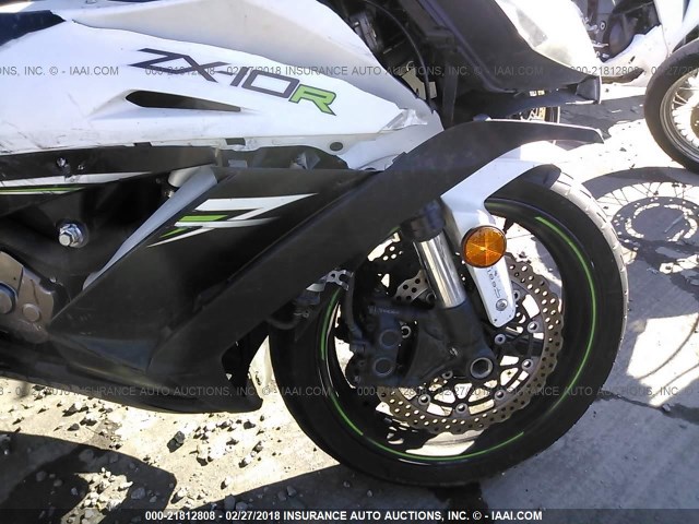 JKAZXCK14EA009807 - 2014 KAWASAKI ZX1000 K WHITE photo 5