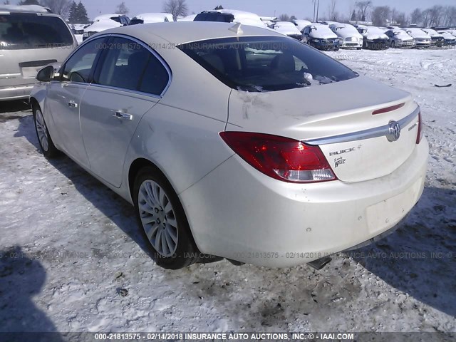 2G4GS5EVXC9147930 - 2012 BUICK REGAL PREMIUM WHITE photo 3