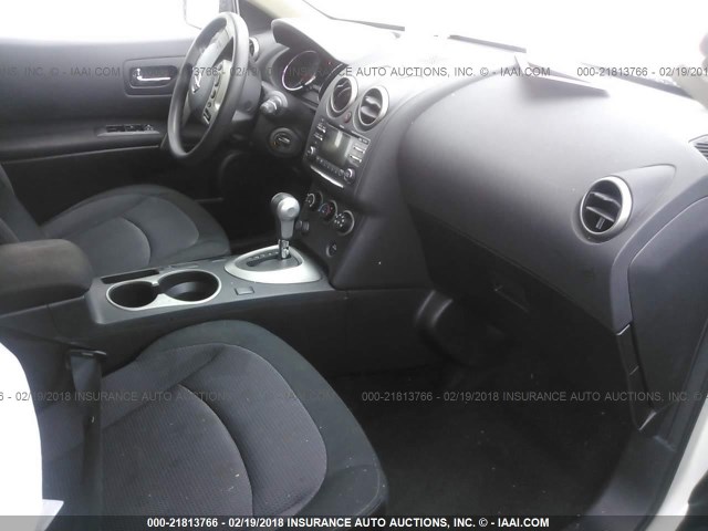 JN8AS5MT5CW262943 - 2012 NISSAN ROGUE S/SV WHITE photo 5