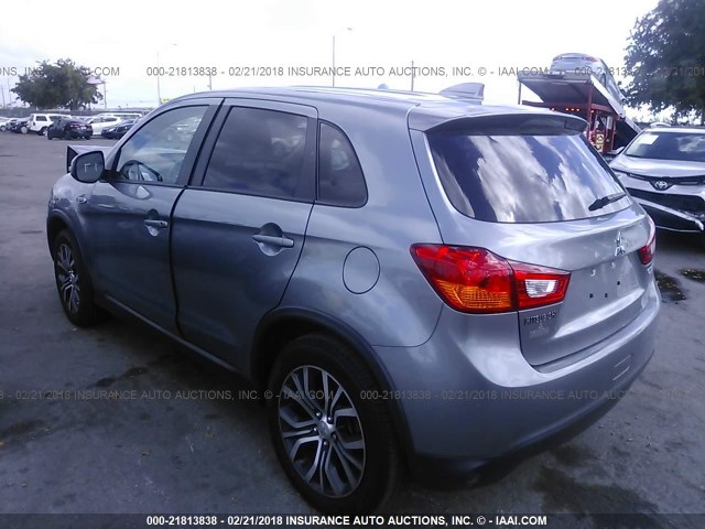 JA4AP3AU5HZ007305 - 2017 MITSUBISHI OUTLANDER SPORT ES/SE GRAY photo 3